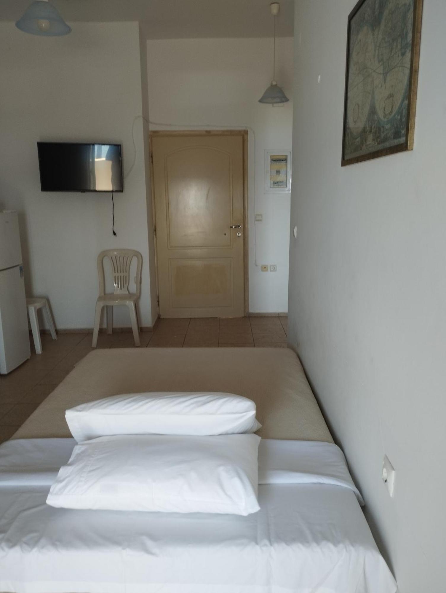 Eirini Apts On The Beach Psari Forada Exterior foto