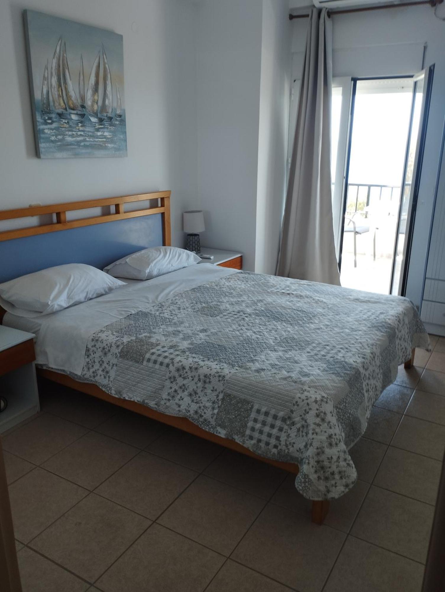 Eirini Apts On The Beach Psari Forada Exterior foto